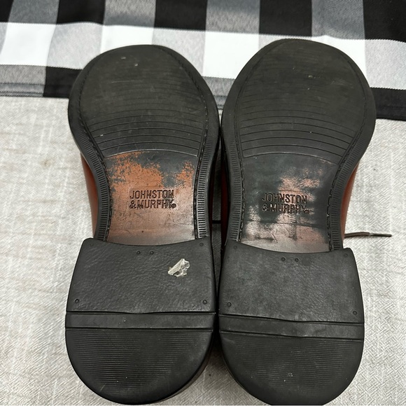 Johnston & Murphy Tabor Cap Toe - Picture 8 of 11